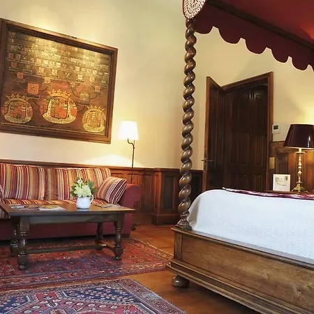 Hotel Chateau De La Treyne Lacave (Lot)