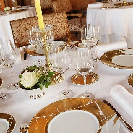 Chateau De La Treyne Hotel Lacave (Lot)