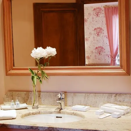 Chateau De La Treyne Lacave (Lot)