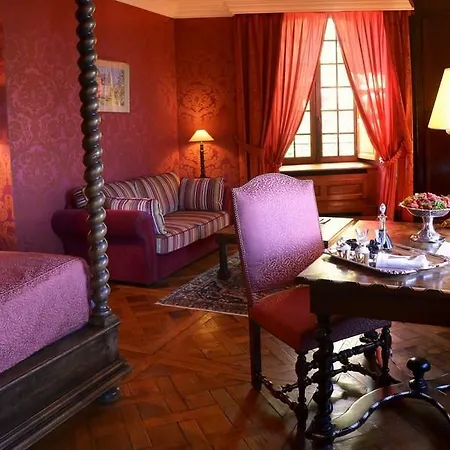 Chateau De La Treyne 4*