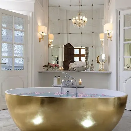 Chateau De La Treyne 4*