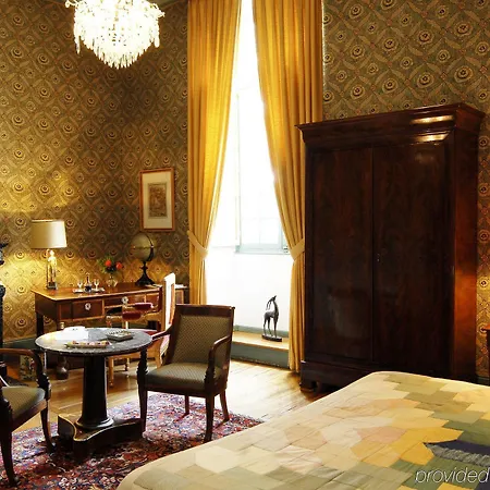 Chateau De La Treyne 4* Lacave (Lot)