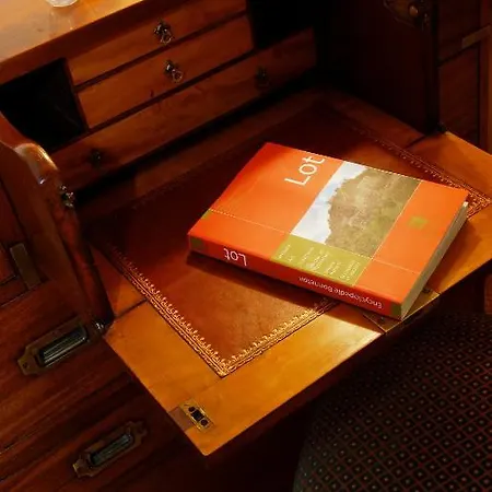 Chateau De La Treyne 4*