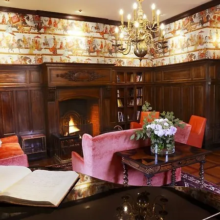 Chateau De La Treyne מלון 4*