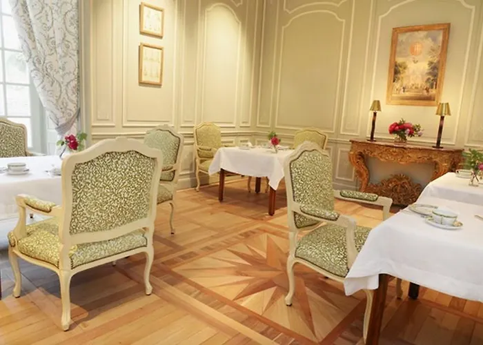 Chateau De La Treyne 4* Lacave (Lot)