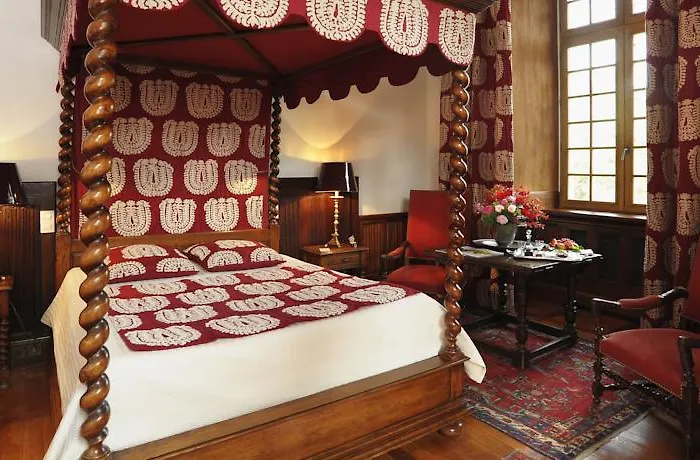 Hotel Chateau De La Treyne 4*